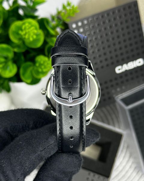 Casio MTP-V005L-1B5UDF MTP-V005L-1B5UDF foto