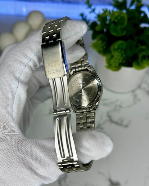 Casio LTP-1335D-1AVDF LTP-1335D-1AVDF foto