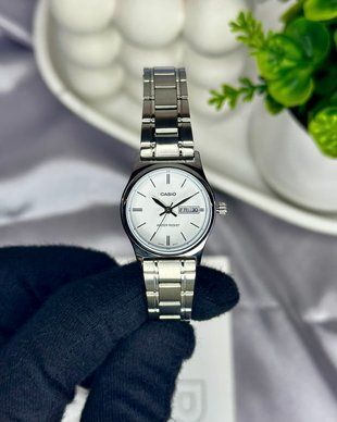 Casio LTP-V006D-7B2UDF LTP-V006D-7B2UDF foto
