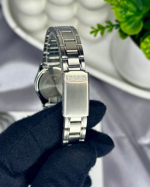Casio LTP-V006D-7B2UDF LTP-V006D-7B2UDF foto