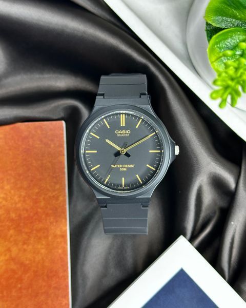 Casio MW-240-1E2VDF Casio MW-240-1E2VDF фото