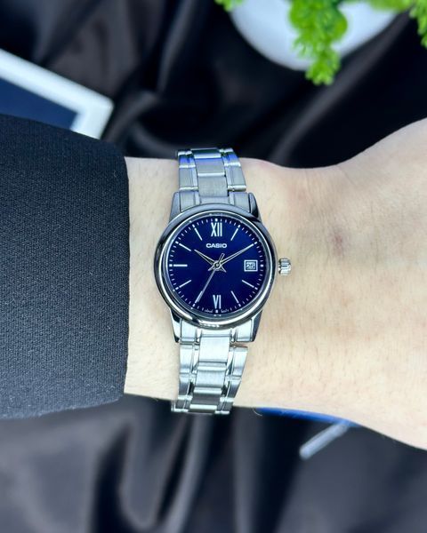 Casio LTP-V002D-2B3UDF Casio LTP-V002D-2B3UDF фото