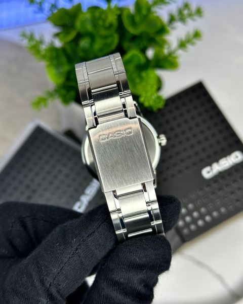 Casio MTP-V002D-2B3UDF MTP-V002D-2B3UDF foto