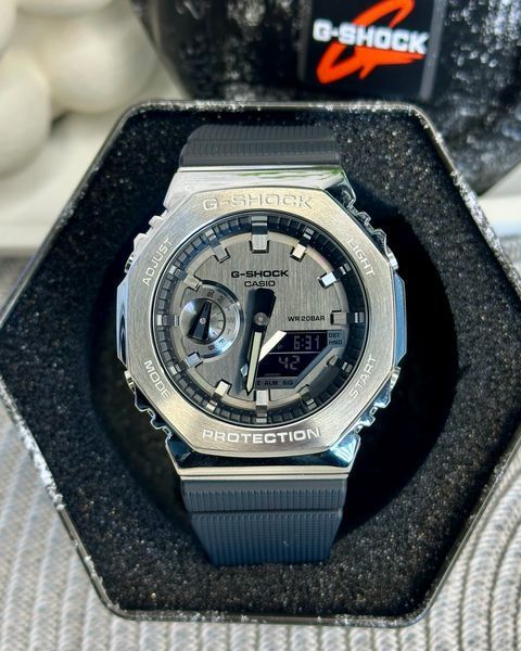 Casio G-Shock GM-2100-1AER G-Shock GM-2100-1AER foto