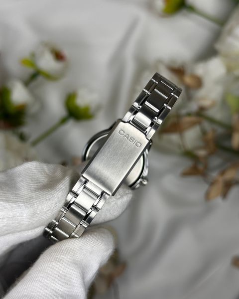 Casio LTP-V004D-7B2UDF Casio LTP-V004D-7B2UDF фото