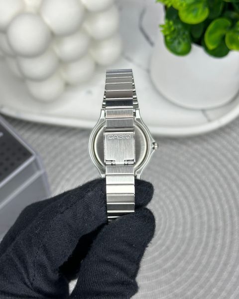 Casio MQ-24D-7EDF MQ-24D-7EDF foto