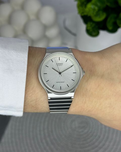 Casio MQ-24D-7EDF MQ-24D-7EDF foto