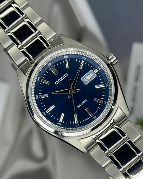 Casio MTP-B180D-2AVDF MTP-B180D-2AVDF foto