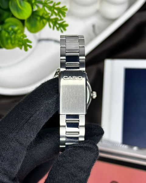 Casio LTP-1302D-1A1VDF LTP-1302D-1A1VDF foto