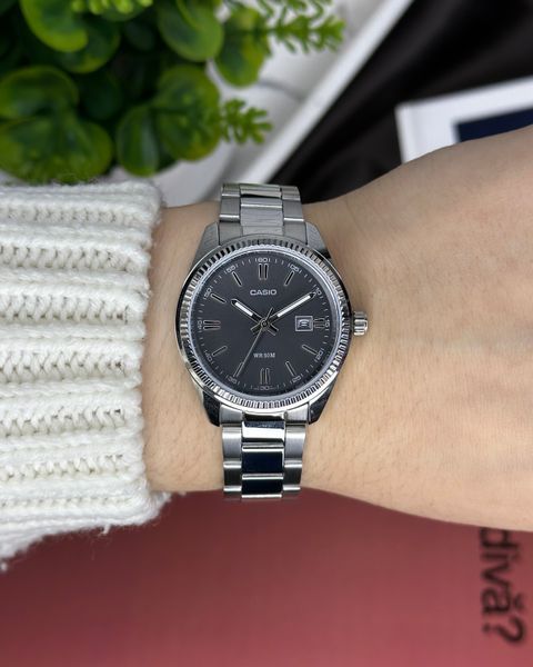Casio LTP-1302D-1A1VDF LTP-1302D-1A1VDF foto