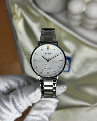 Casio LTP-VT01D-7BUDF LTP-VT01D-7BUDF foto