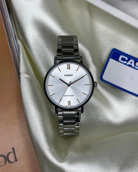 Casio LTP-VT01D-7BUDF LTP-VT01D-7BUDF foto
