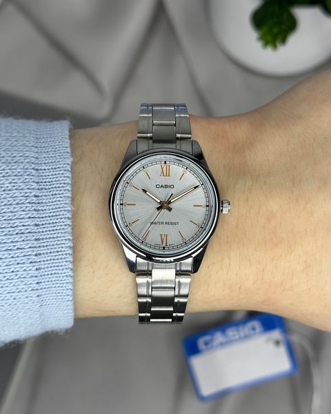 Casio LTP-V005D-7B2UDF Casio LTP-V005D-7B2UDF фото